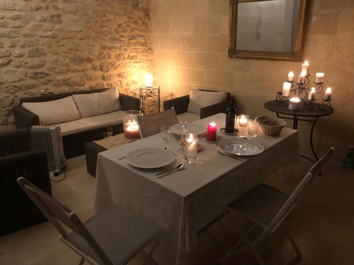 Le Patio Du Murier Вер-Пон-дю-Гар Экстерьер фото